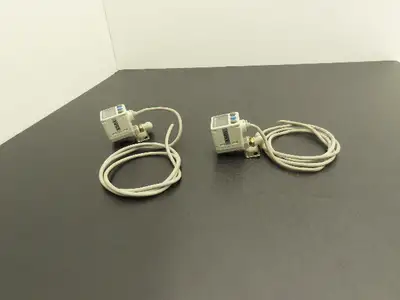 SMC ISE40A-W1-Y Digital Pressure Switch 12-24vdc 0-145psi Lot of 2