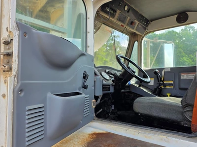 Used 2015 OSHKOSH S2346 Concrete Mixer Trucks Virginia US | Proxy Equipment #1426138