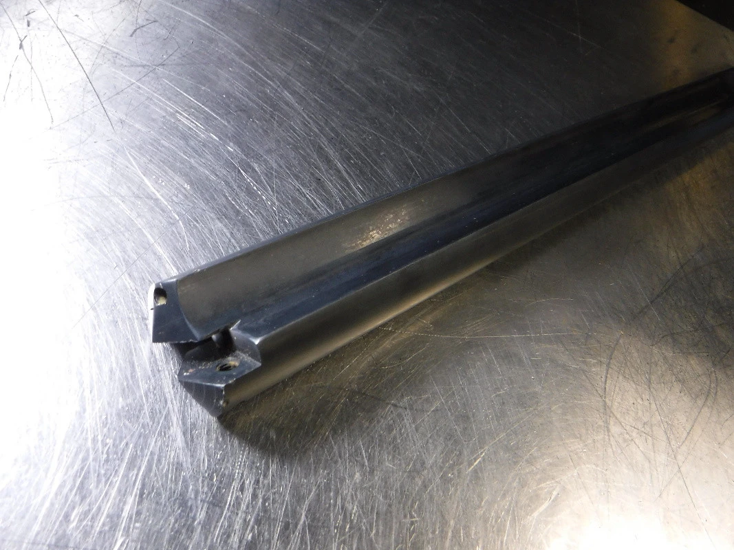 AMEC #3 T-A Indexable Spade Drill 1.25" Shank 25030S-125L (LOC1813A)