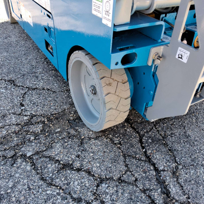 USED 2018 Genie GS-2632