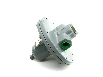 NEW FISHER CONTROLS FS95L-1725-44362 PRESSURE REGULATOR 1/2" 95L FS95L172544362