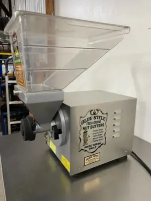 182-0206 2006 Old Tyme Nut Grinder Peanut Butter Machine