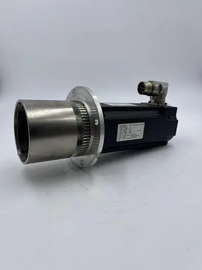 Used SERVO MOTOR SERVO MOTOR AKM 3E-ACDNC-00 Servo Motors | ND Industrial Surplus #1216185
