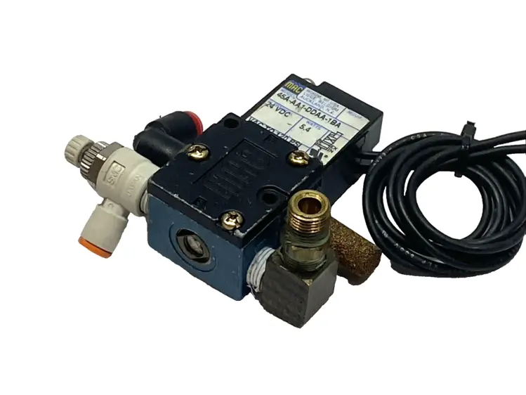 Used MAC Solenoid Valve 4-Way Double 24VDC NPTF 1/8 Solenoid Valves Michigan US | Maverick Industrial Sales #1402162