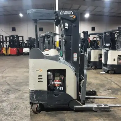 USED 2016 CROWN RR5725-45