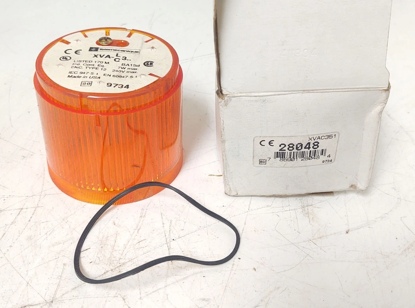 NEW Telemecanique XVA-C351