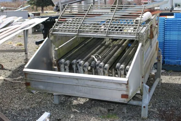 Used A&K DEVELOPMENT COMPANY 8-LANE SWEET CORN HUSKER Corn Huskers Washington US | The Equipment Butler #1047570