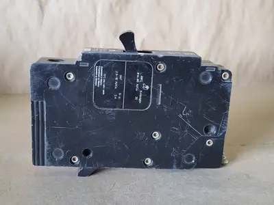 USED SQUARE D EDB16015