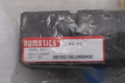 New Numatics 081RS100J000000 Pressure Regulator STK K1335A