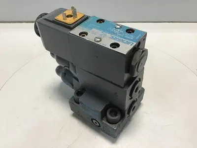 USED VICKERS DG4V-3-2AL-M-U-HL7-60