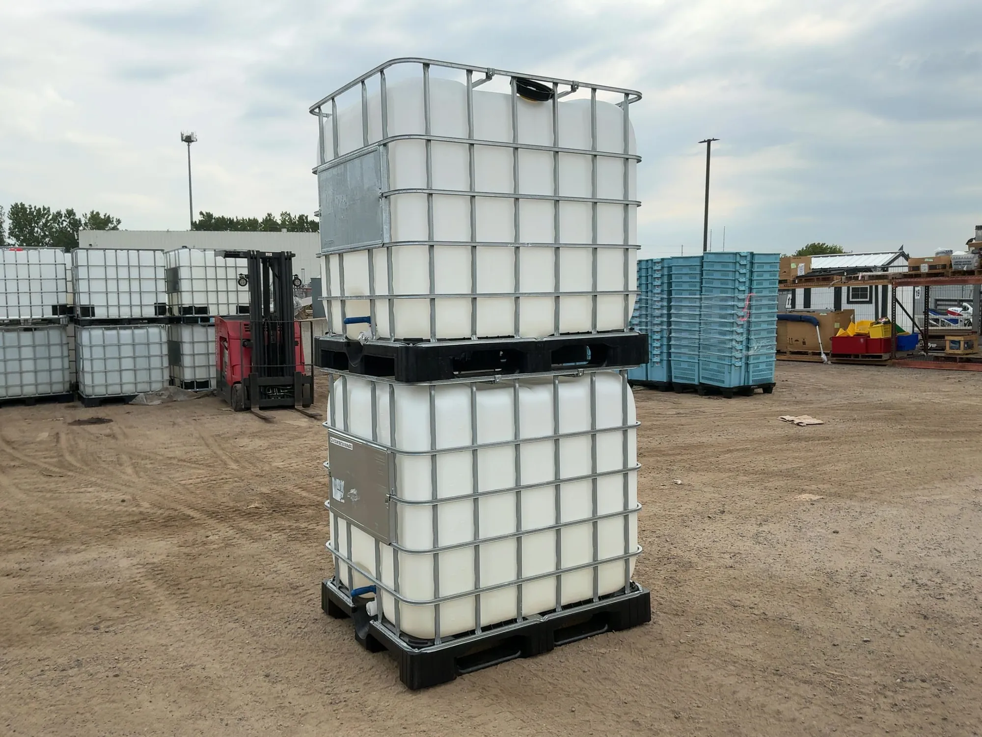 Used _UNKNOWN_ _UNKNOWN_ IBC Tanks Michigan US | Miedema Asset Management Group #1392644