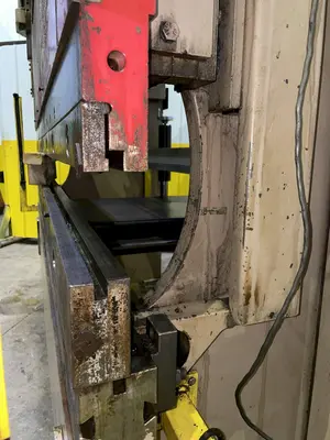 90 TON X 8' CINCINNATI MODEL 90FMIIx6 HYDRAULIC PRESS BRAKE: STOCK #15768