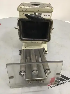 USED METAL FABRICATOR 7X7 DM