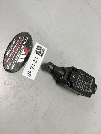 Used SCHMERSAL T4VH 335-02Z Relays & Switches Michigan US | Ideal Machinery #603298