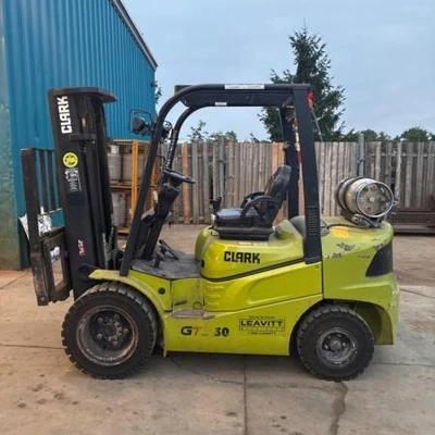 Used 2018 CLARK GTS30 Internal Combustion Forklifts: Pneumatic Tire Ontario CA | Leavitt Machinery #1494073