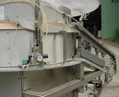 USED M  S AUTOMATIC SCOOP FEED SYSTEM SCOOP FEED SYSTEM
