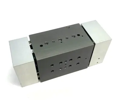 New | in-Stock PHD Wide Body Parallel Gripper, Double Acting, Synchronized Pneumatic Cylinders Michigan US | Maverick Industrial Sales #1402526