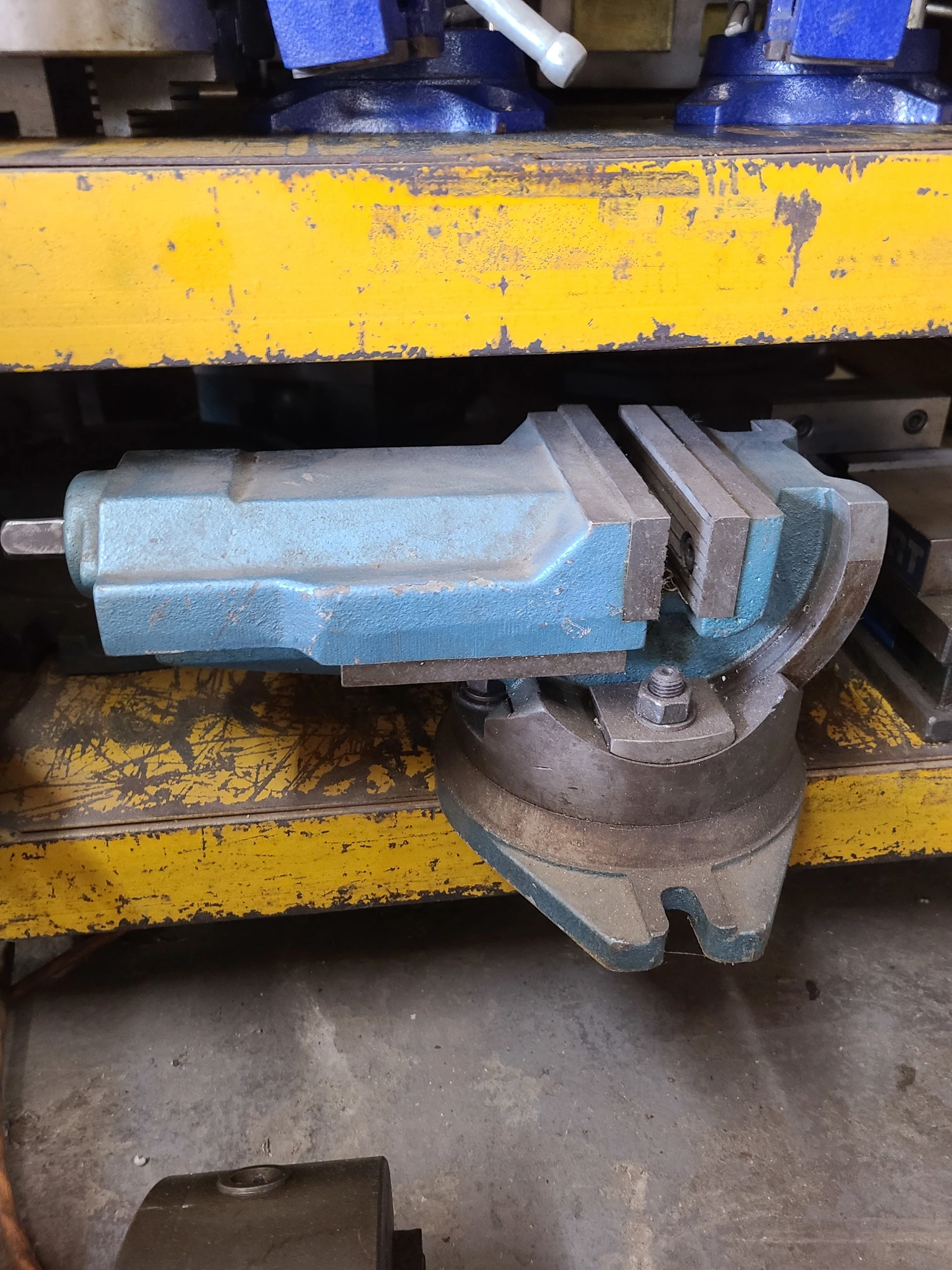 USED HEAVY DUTY UNIVERSAL COMPOUND SINE VISE
