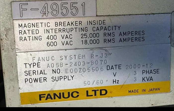 Used 2000 FANUC FANUC ARCMATE 120I Robots Michigan US | Aucto #1332241