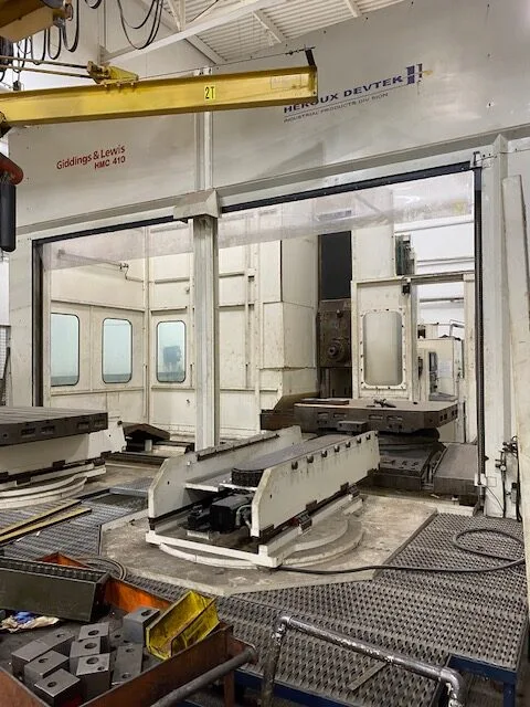 Giddings & Lewis Horizontal Machining Center Model HMC 410