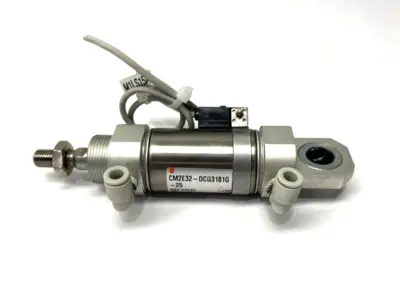 USED SMC CM2E32-DCG3181G-25