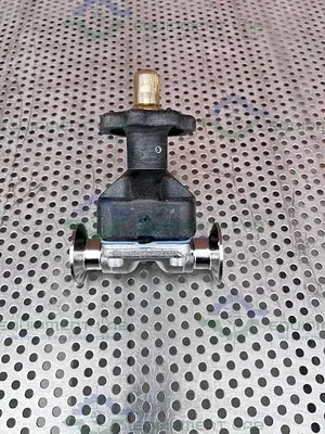 USED ITT PURE FLO 1-316L-RA15MAX-CWP150 DIAPHRAGM VALVE W/ 1" SANITARY FITTING