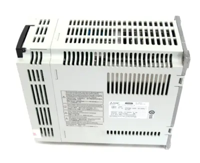 NEW MITSUBISHI MR-J2S-200CT4 SERVO DRIVE MRJ2S200CT4