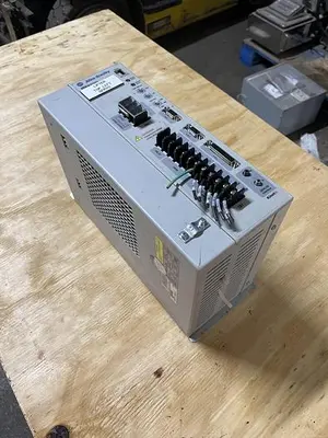 USED ALLEN-BRADLEY ALLEN BRADLEY 2098-DSD-HV-050-SE SER B