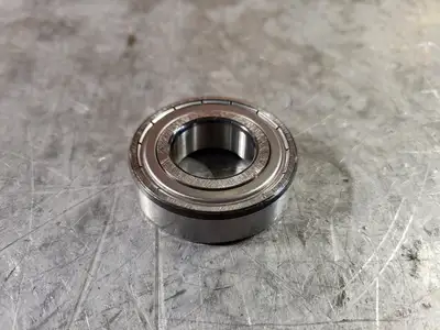 NEW SKF 6205-2Z/C3HT