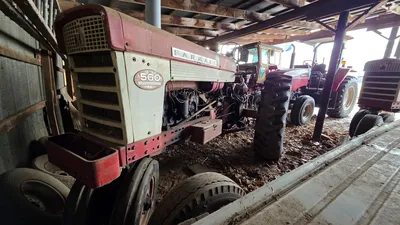 FARMALL 560 Tractor | Iron Listing (6)