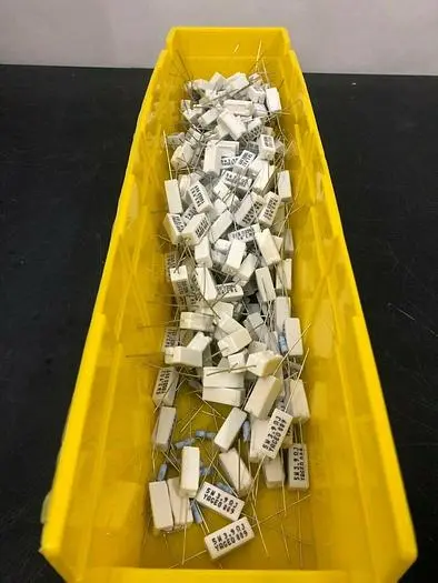 5w3.9 yage0 009 resistor