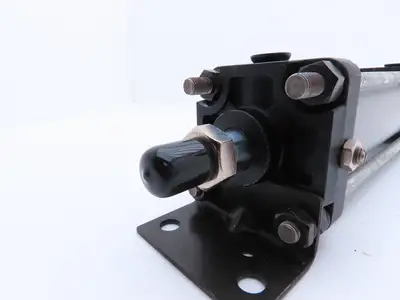 SMC CDA1LN63-200-XC18 Pneumatic Air Cylinder 63mm Bore 200mm Stroke