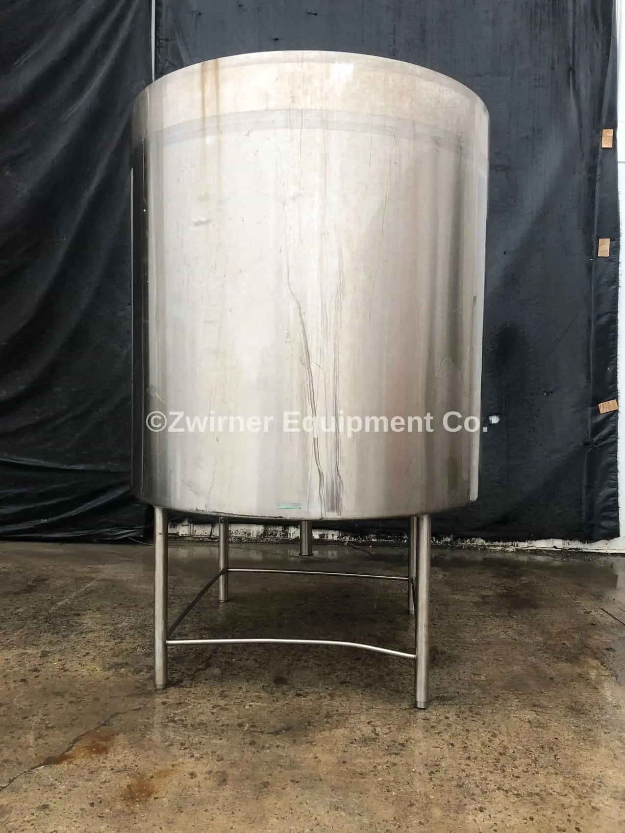 1,000 Gallon Stainless Steel Single Shell CIP Tank, Flat Top with Manway, Flat Bottom