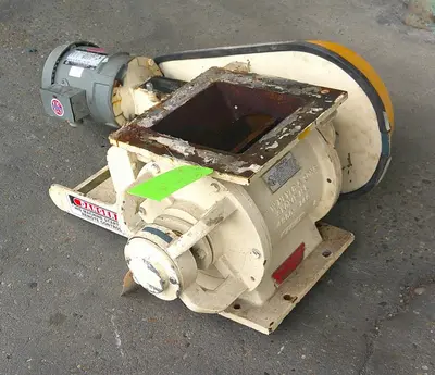 SPC9150  Valve 8 x 8 HD CS Wm Meyer rotary airlock feeder