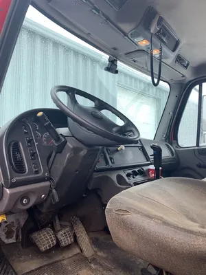 Used 2013 FREIGHTLINER M2 106 Tractors & Trailers Ontario CA | Aucto #1306747