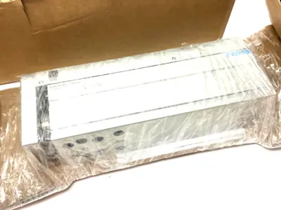 New | in-Stock FESTO MINI SLIDE 100MM STROKE Misc Industrial Equipment | Maverick Industrial Sales #1111166