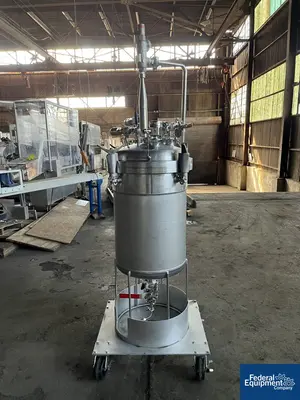 Used Alloy Products 100 Liter Alloy Products Receiver Tank, 316L S/S, 15# Stainless Steel Tanks Ohio US | Federal Equipment Company #126684