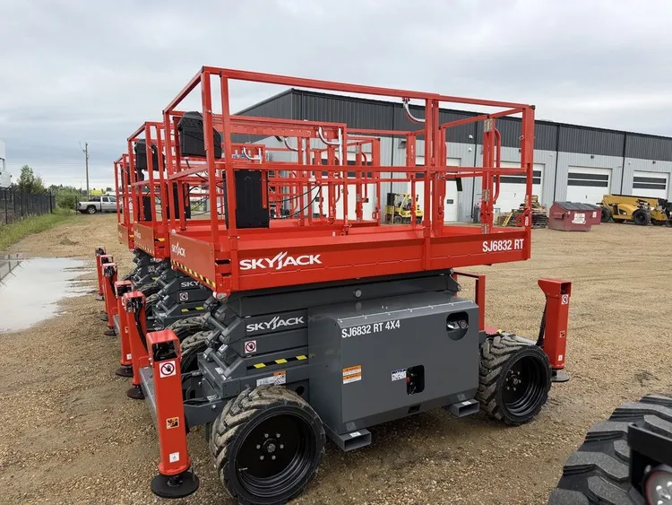 New | in-Stock 2026 SKYJACK SJ6832 RT ROUGH TERRAIN SCISSOR LIFT Scissor Lifters Alberta CA | Adcock Equipment #1417668