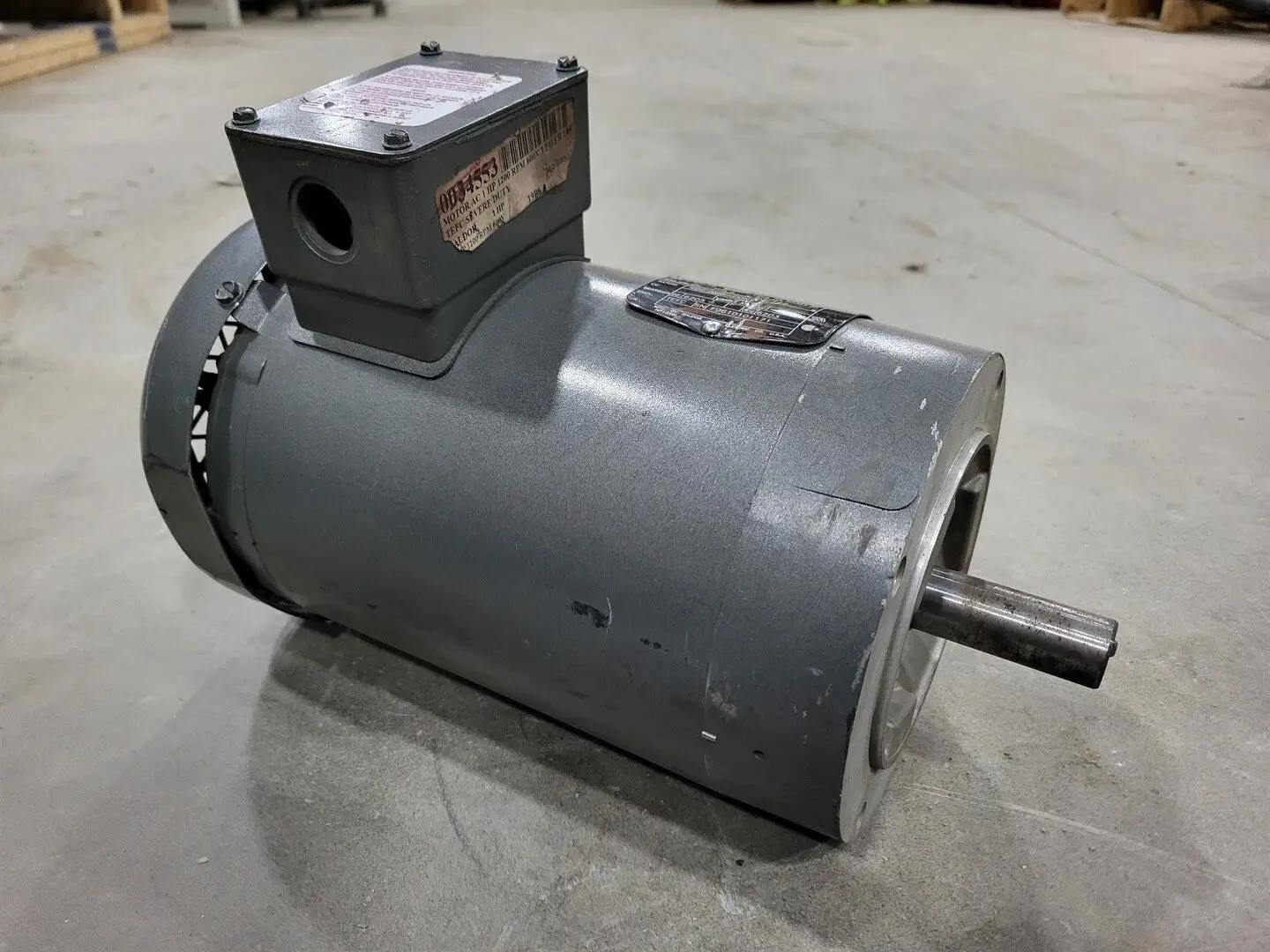 1.0 hp, 575 volts, 1140 rpm, 145TC, 3ph, Electric Motor