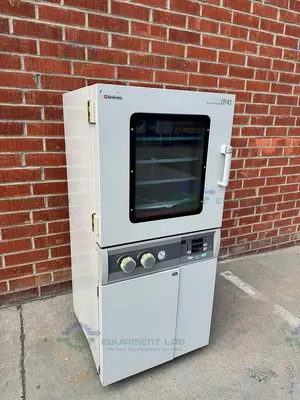 Used YAMATO DP43 LARGE CAPACITY VACUUM DRYING OVEN 3.2 CU.FT, 200C Lab Vacuum Ovens California US | Equipment Lab #1445896
