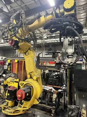 Used 2014 FANUC FANUC R-2000IB/165F Robots Michigan US | Aucto #1306824