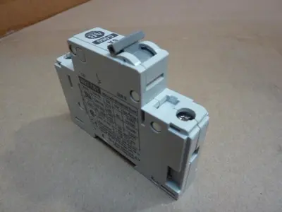 USED ALLEN BRADLEY 1492-CB1/G060 SER B