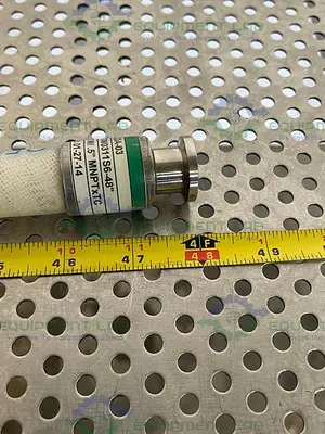 USED SAINT GOBAIN STHT-W-0500 48" SILICONE HOSE W/ 1/2" SANITARY TO THREADED FITTING
