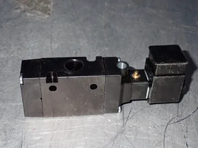 USED PARKER B5G2KDA49C