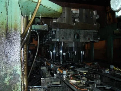 3500 Ton, SCHULER T3-3500-10-650, 3 RAMS, 10 STATION, 180"BA, CUSHION