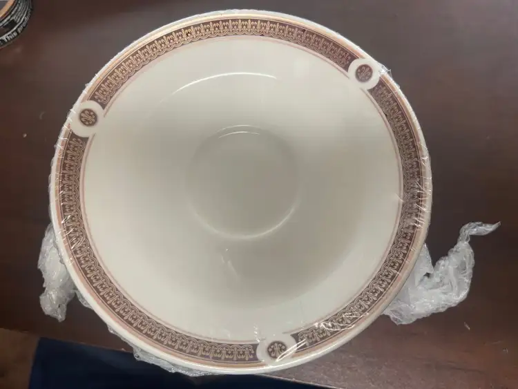 New | in-Stock Steelite New 6" Steelite Ambassador Burgundy China Plates Case of 36 Smallwares Illinois US | Falcon Restaurant Supply #1375666