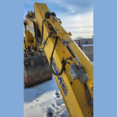 USED KOMATSU PC200LC-8