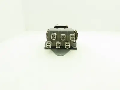 Furnas 40JB32AF Motor Starter Contactor 135A 600VAC 3ph 100Hp NEMA 4 120V Coil