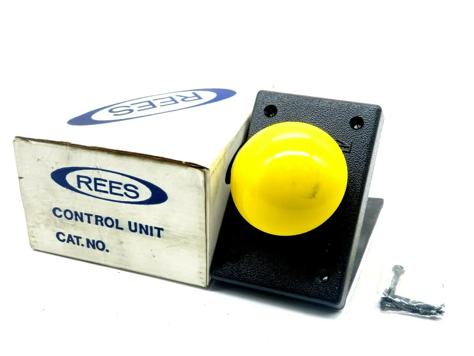 NEW REES 01461-104 YELLOW MUSHROOM PLUNGER 2.25 INCH 01461104