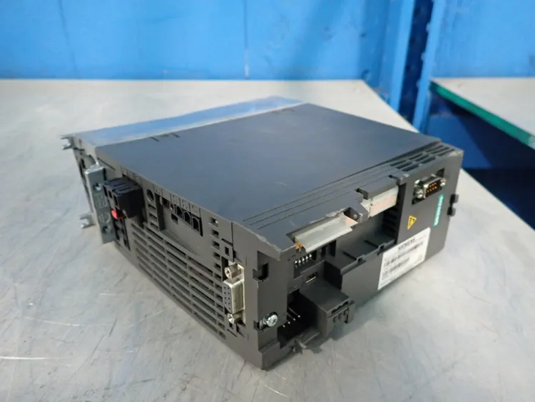 Used SIEMENS 6SL32101KE143UP1 Power Converters - Battery Chargers Ohio US | HGR 24 #751952